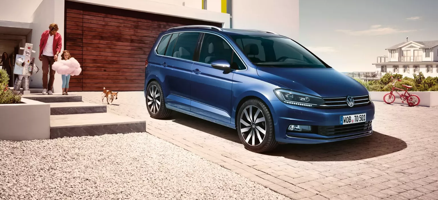 stock vw touran 